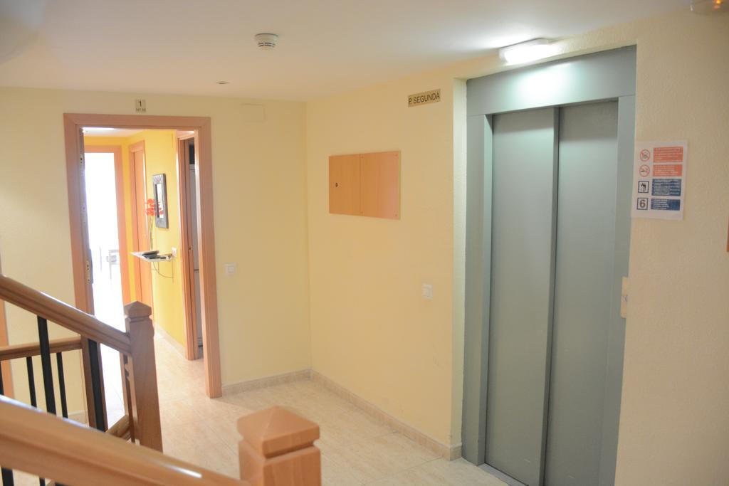 Appartement Carrer Del Fonoll Salou Buitenkant foto